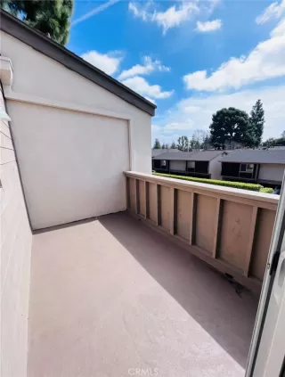 Photo #5: MB23043548 Listing 