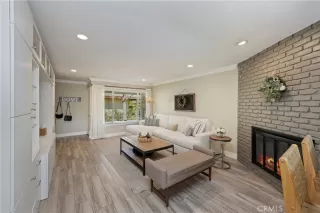 Photo #4: MB23044247 Listing 