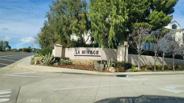 MLS: MB23054326 Condo For Sale