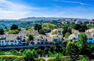 Photo #2: MB23054326 Listing