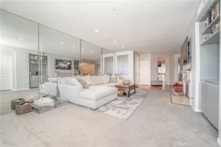 Photo #4: MB23104179 Listing