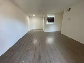 Photo #1: MB23125408 Listing 