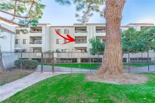 Photo #3: MB24004715 Listing 