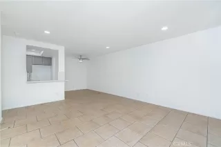 Photo #6: MB24004715 Listing 