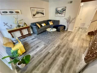 Photo #4: MB24162588 Listing 