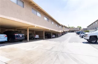 Photo #3: MB24194513 Listing