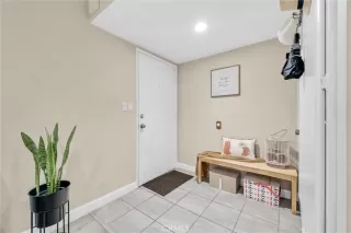 Photo #3: MB24211081 Listing 