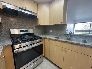 Photo #6: MB25021923 Listing 