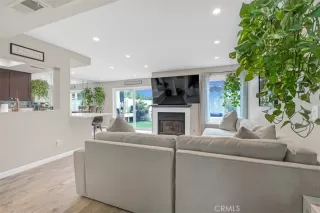 Photo #1: MB25110312 Listing 