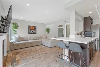 Photo #6: MB25110312 Listing 