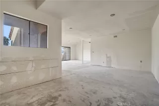 Photo #6: MB26002948 Listing