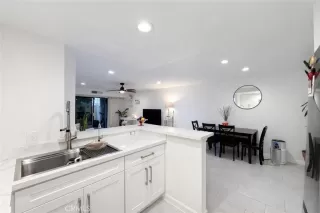 Photo #4: MB26079601 Listing 