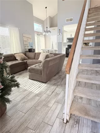 Photo #3: MC26002775 Listing 