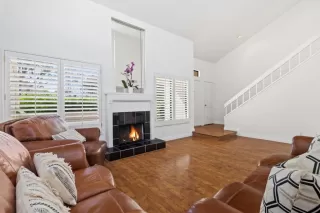 Photo #5: ML82025365 Listing 