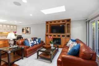 Photo #6: ML82029310 Listing