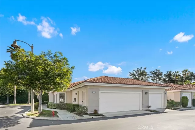 MLS: ND23023861 Condo For Sale