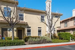 Photo #1: ND23049203 Listing