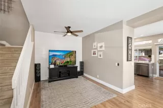 Photo #5: ND23049203 Listing