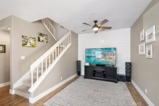 Photo #6: ND23049203 Listing