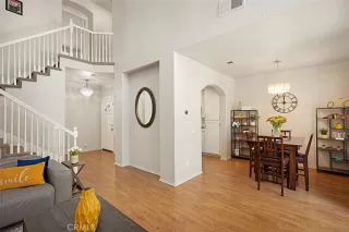 Photo #5: ND23128450 Listing