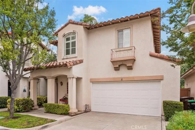 MLS: ND24104371 Condo For Sale