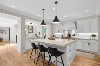 Photo #3: ND24209440 Listing