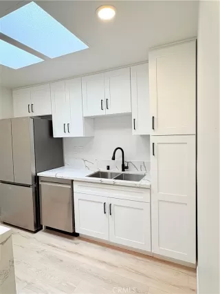 Photo #2: ND25120621 Listing 