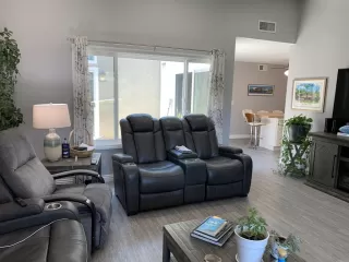 Photo #2: NDP2306293 Listing