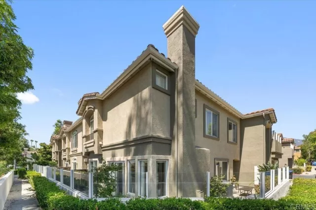 MLS: NDP2407721 Condo For Sale