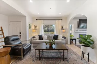 Photo #4: NDP2407721 Listing