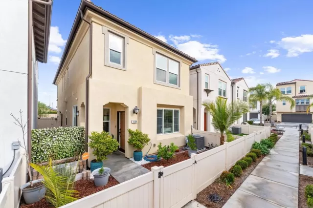 MLS: NDP2500115 Condo For Sale