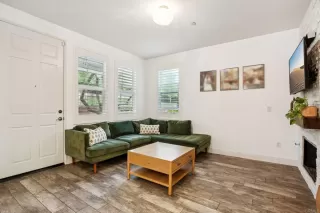 Photo #5: NDP2509760 Listing 