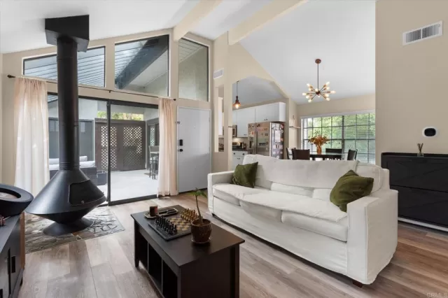 MLS: NDP2603577 Condo For Sale