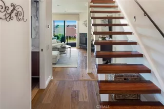 Photo #2: NP22213037 Listing 