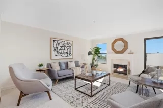 Photo #3: NP22232805 Listing 