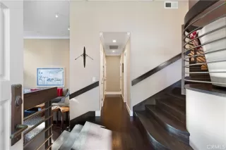 Photo #3: NP22236071 Listing 