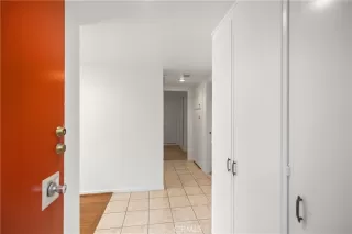 Photo #5: NP22240369 Listing