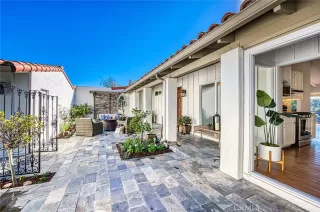 Photo #2: NP22244282 Listing 