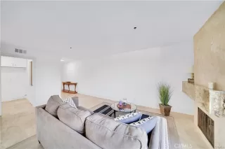 Photo #3: NP22249557 Listing 