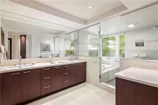 Photo #5: NP23004602 Listing 