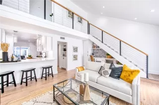 Photo #5: NP23006948 Listing