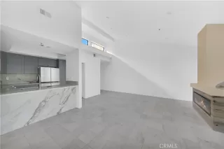 Photo #2: NP23012592 Listing 