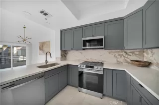 Photo #4: NP23012592 Listing 