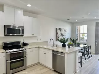 Photo #2: NP23015465 Listing 