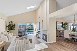 Photo #1: NP23015738 Listing