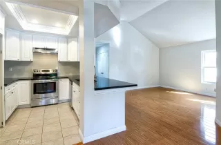 Photo #4: NP23020533 Listing 