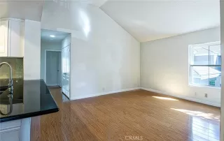 Photo #5: NP23020533 Listing 