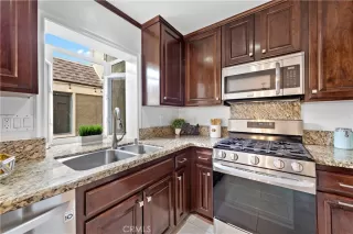 Photo #6: NP23025939 Listing 