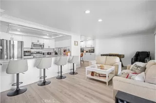 Photo #3: NP23028885 Listing 