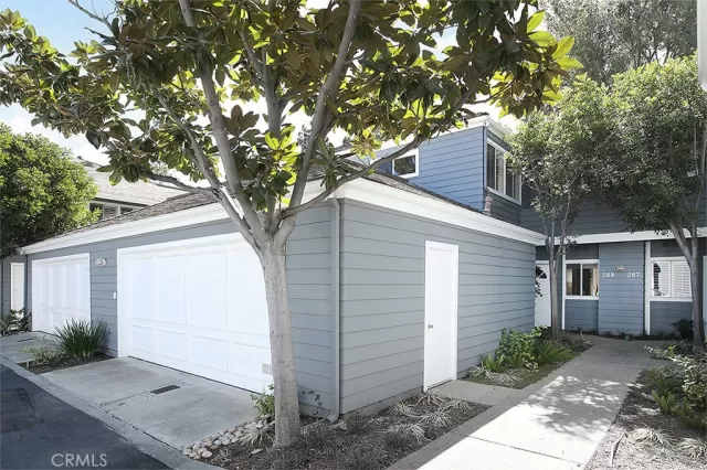 MLS: NP23029357 Condo For Sale